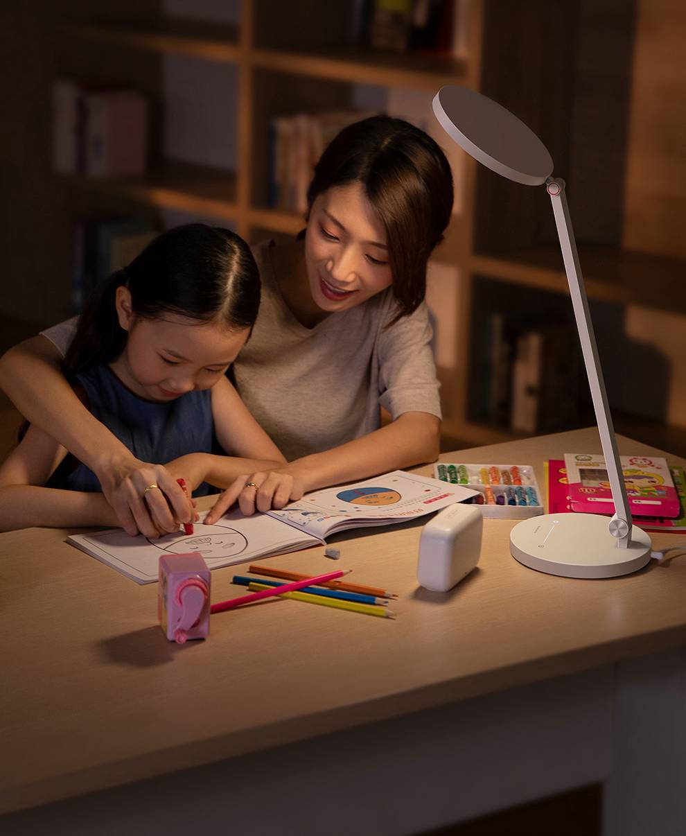 BASEUS Smart Eye Series Full Spectrum Eye-protective Desk Lamp (Smart Basic)