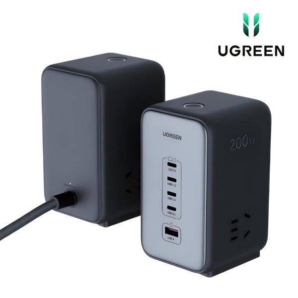 UGREEN S780 GaN 200W 7-in-1 Smart Charging Station 4 USB-C, 1 USB-A, 2 AC Outlets 25767