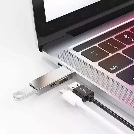 WiWU T02 Pro USB-C Hub Adapter for Laptop & Desktop