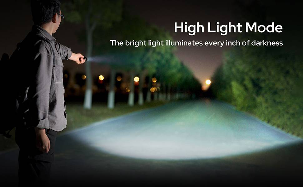 BEEFLY F1P Rechargeable LED Flashlight