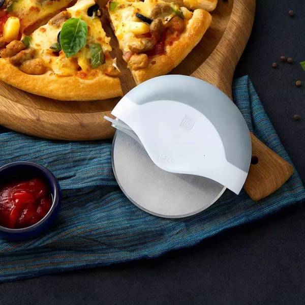 Xiaomi Huohou HU0082 Portable Pizza Cutter Wheel Knife