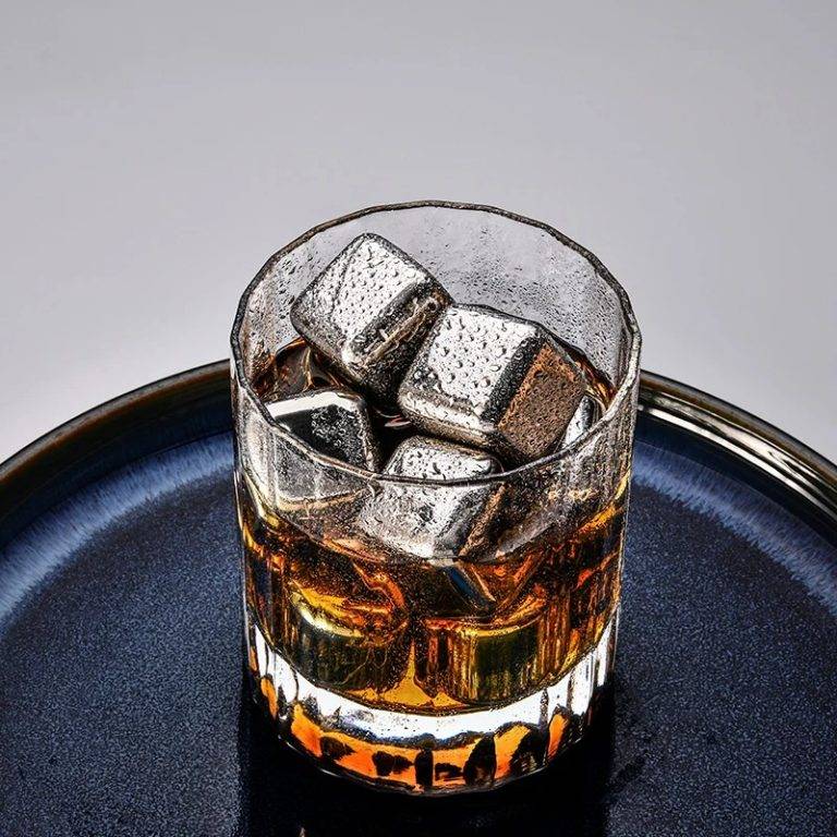 Circle Joy Premium Stainless Steel Reusable Ice Cubes 4pc