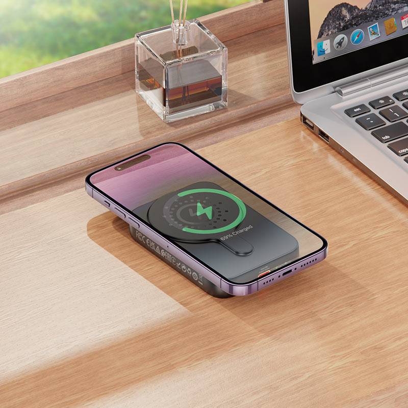 Hoco J117A 10000mAh MagSafe Magnetic Wireless Power Bank with Fast Charging
