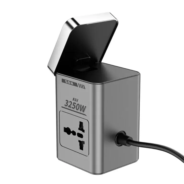 WiWU WI-W040 8-in-1 65W GaN Desktop Power Station