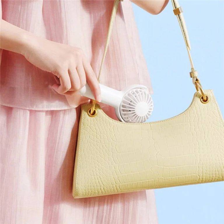 WiWU Wi-FS08 Bubble Mini Handheld Fan Compact, Portable & USB Rechargeable