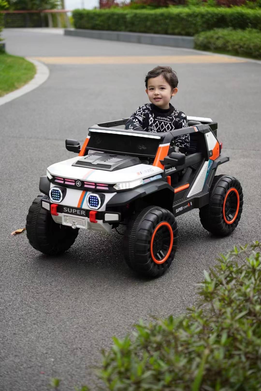 Fashion Remote-Controlled Electric Ride-On Car for Kids Aged 4+