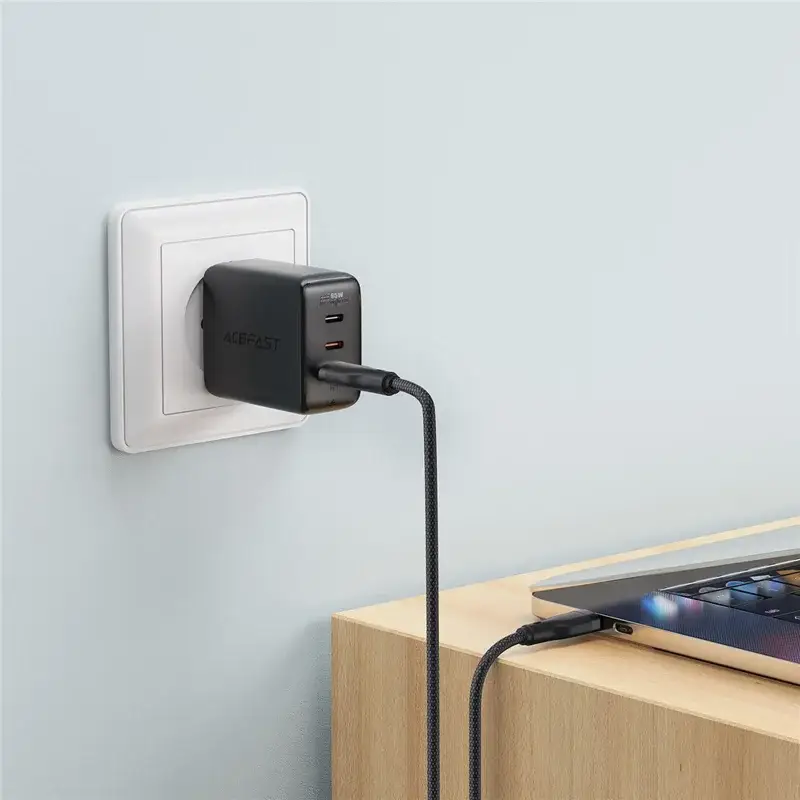 ACEFAST C8-04 3A MAX USB-C to USB-C Fast Charging & Data Cable ACEFAST C8-04 3A MAX USB-C to USB-C Fast Charging & Data Cable