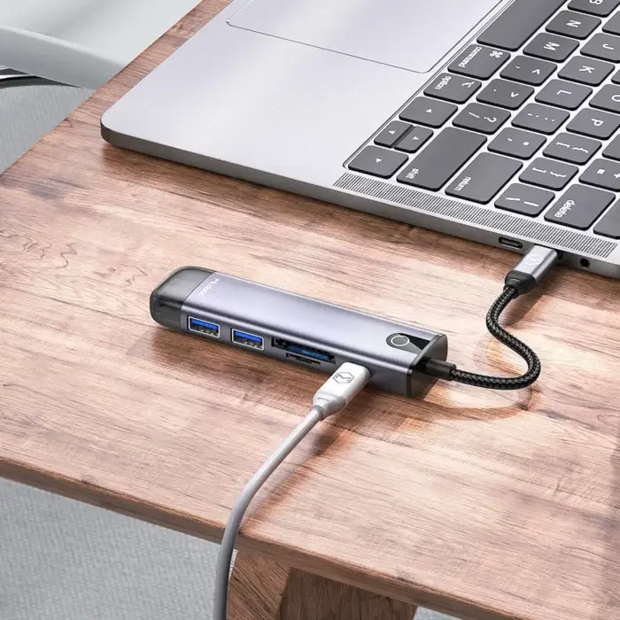 Mcdodo 6 in 1 Multifunctional USB-C Hub Docking Station Adapter