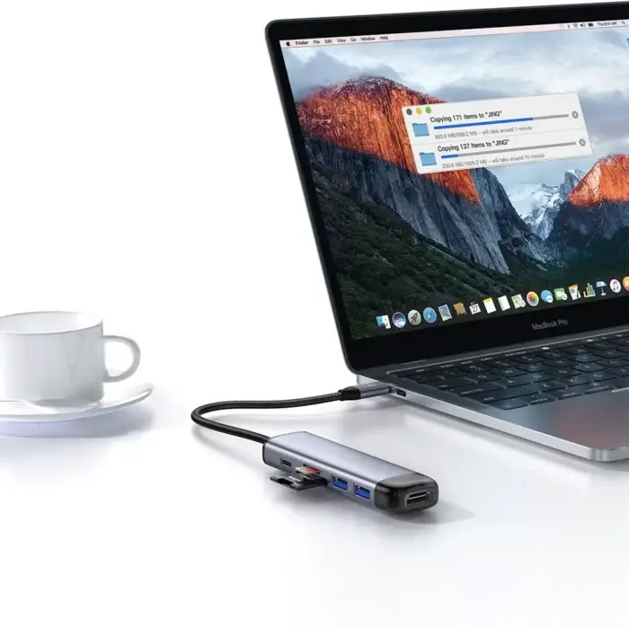 Mcdodo 6 in 1 Multifunctional USB-C Hub Docking Station Adapter