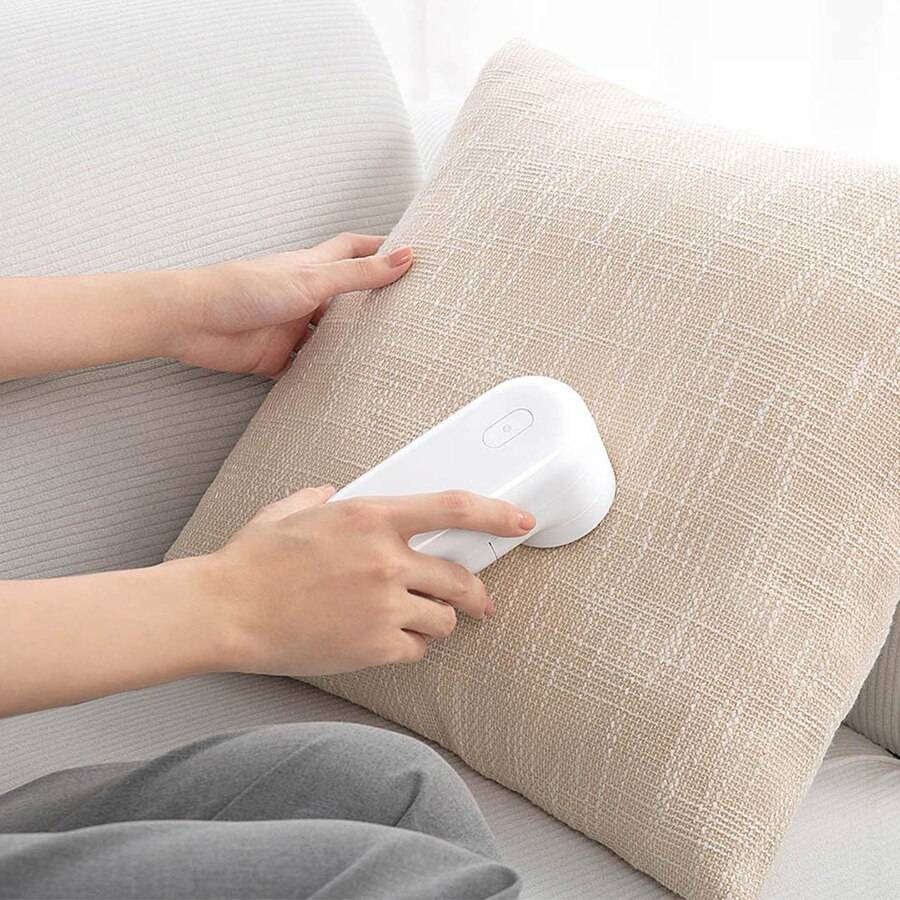 XIAOMI MIJIA Fabric Fuzz Blaster Say Goodbye to Fuzzies Hello to Flawless Clothes