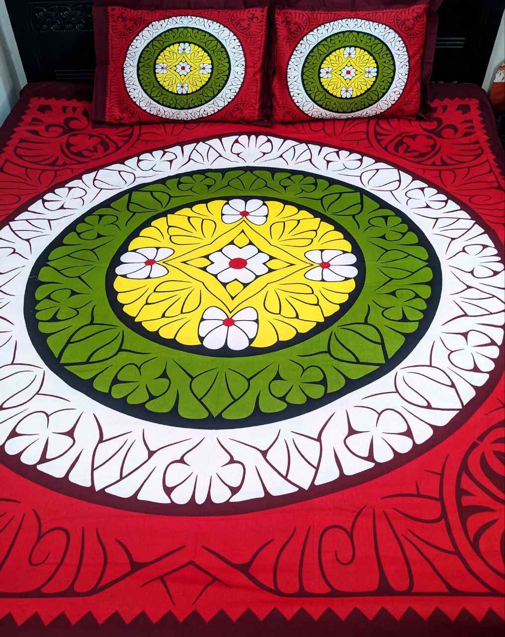 100% Twill Fabric High Quality Standard Design Bedsheet  (৩ পিসের সেট)